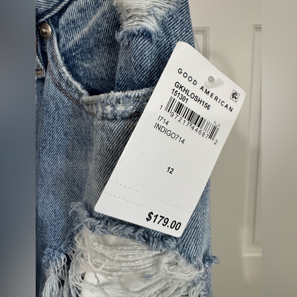 Good American Distressed Light Blue Straight Leg Jeans - Picture 4 of 13